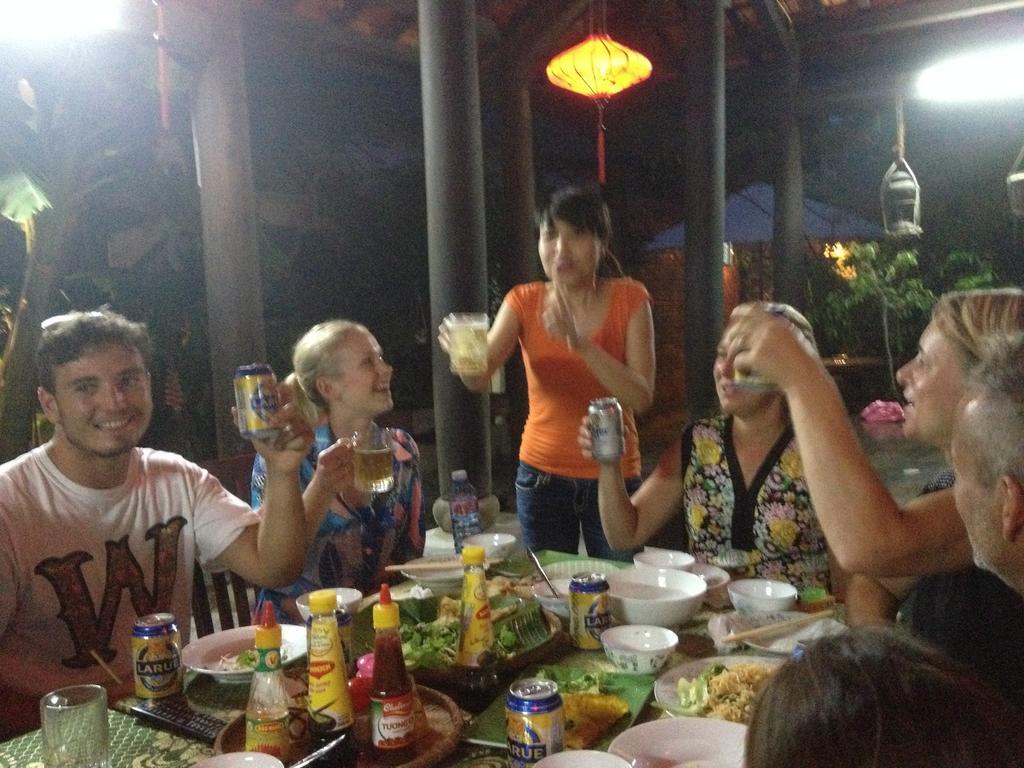 313 Cua Dai - Viet House Homestay Хой Ан Екстериор снимка