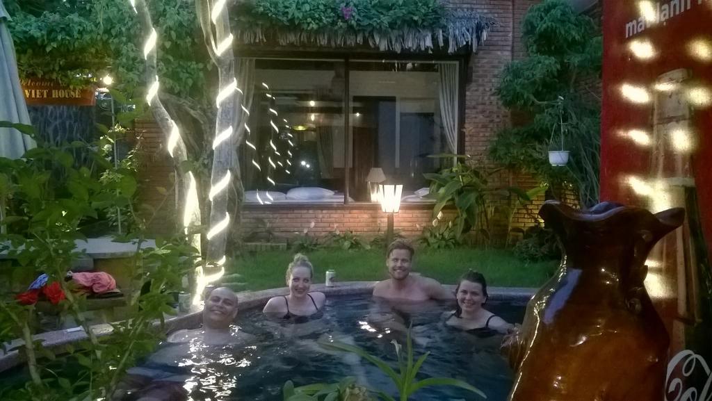 313 Cua Dai - Viet House Homestay Хой Ан Екстериор снимка