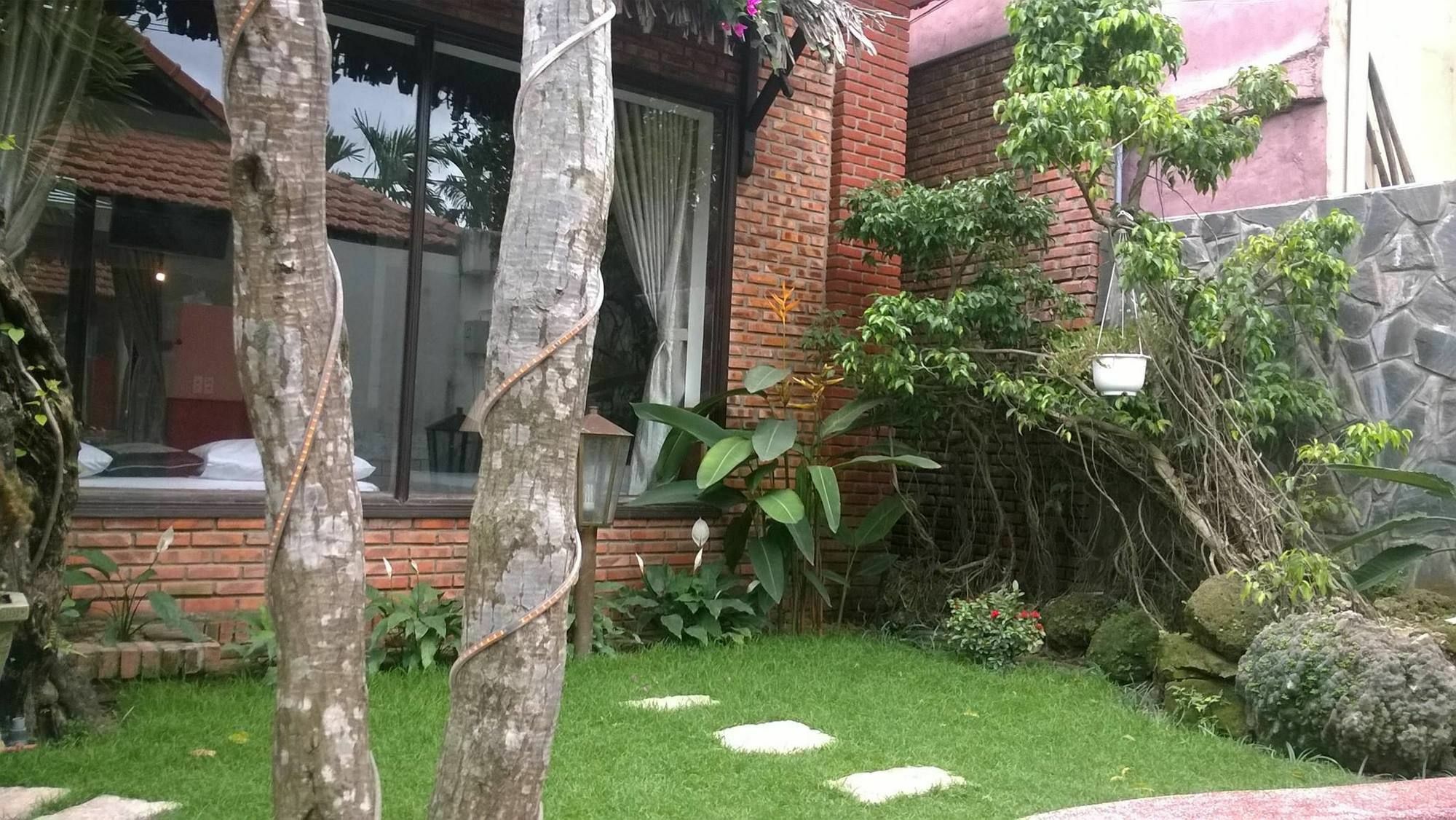 313 Cua Dai - Viet House Homestay Хой Ан Екстериор снимка